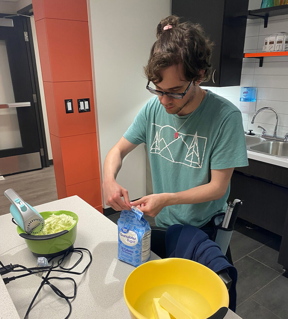 Keys to Work youth cooking in the kitchen